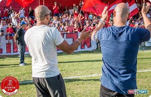 ארז בנודיס ואייל גולן בסיום (יוסי סוריק)